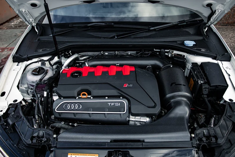 Racingline 8V2 RS3 / 8S TTRS Matte Carbon Intake system