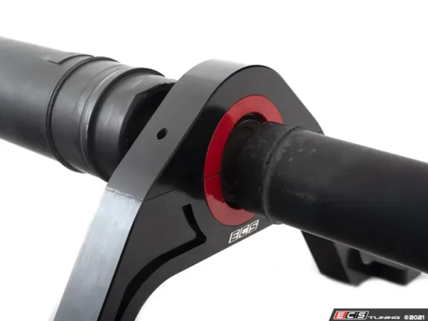 ECS Tuning VW MK7/MK8 4Motion & Audi 8v/RS3 Quattro Driveshaft Center Support Bearing Brace